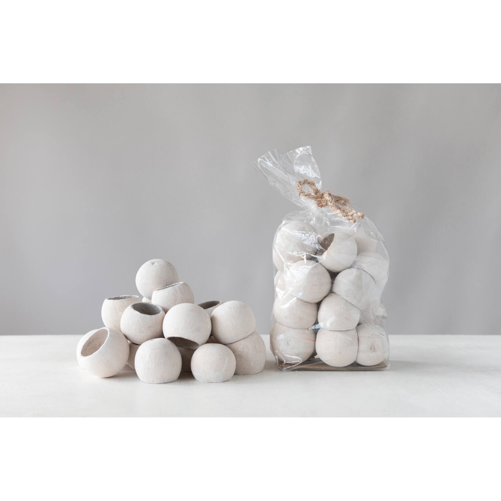 Hello Honey® 3" White Natural Bell Cups, 20ct.